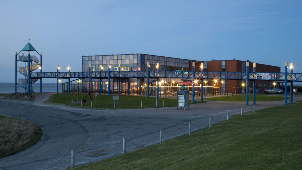 Warum gilt eine Kleinstadt in Ostfriesland als potenzielles Terrorziel?