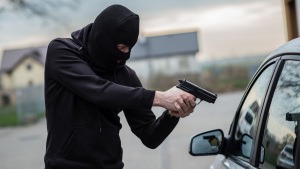 Wie bringt man einen Geiselnehmer dazu, aufzugeben?