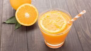 Warum schmeckt Orangensaft nach dem Zähneputzen so scheußlich?