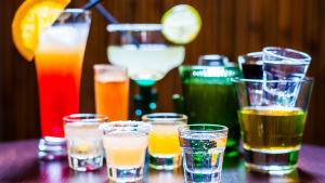 Alkoholsucht: Woran erkennt man, ob jemand trinkt?