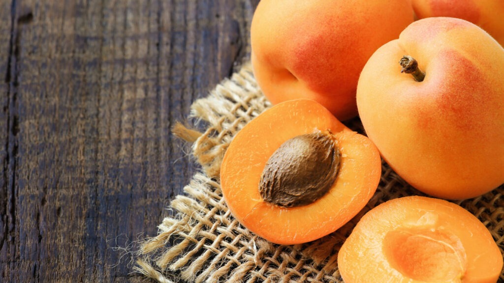 pfirsich-obst-istock