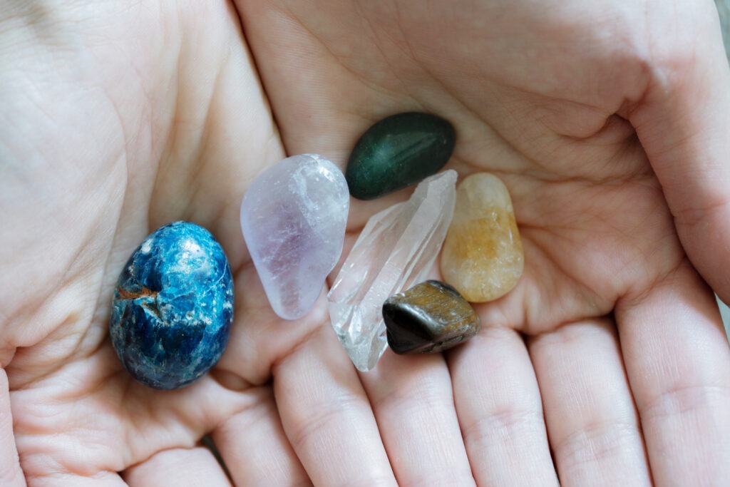 hand-steine-envato