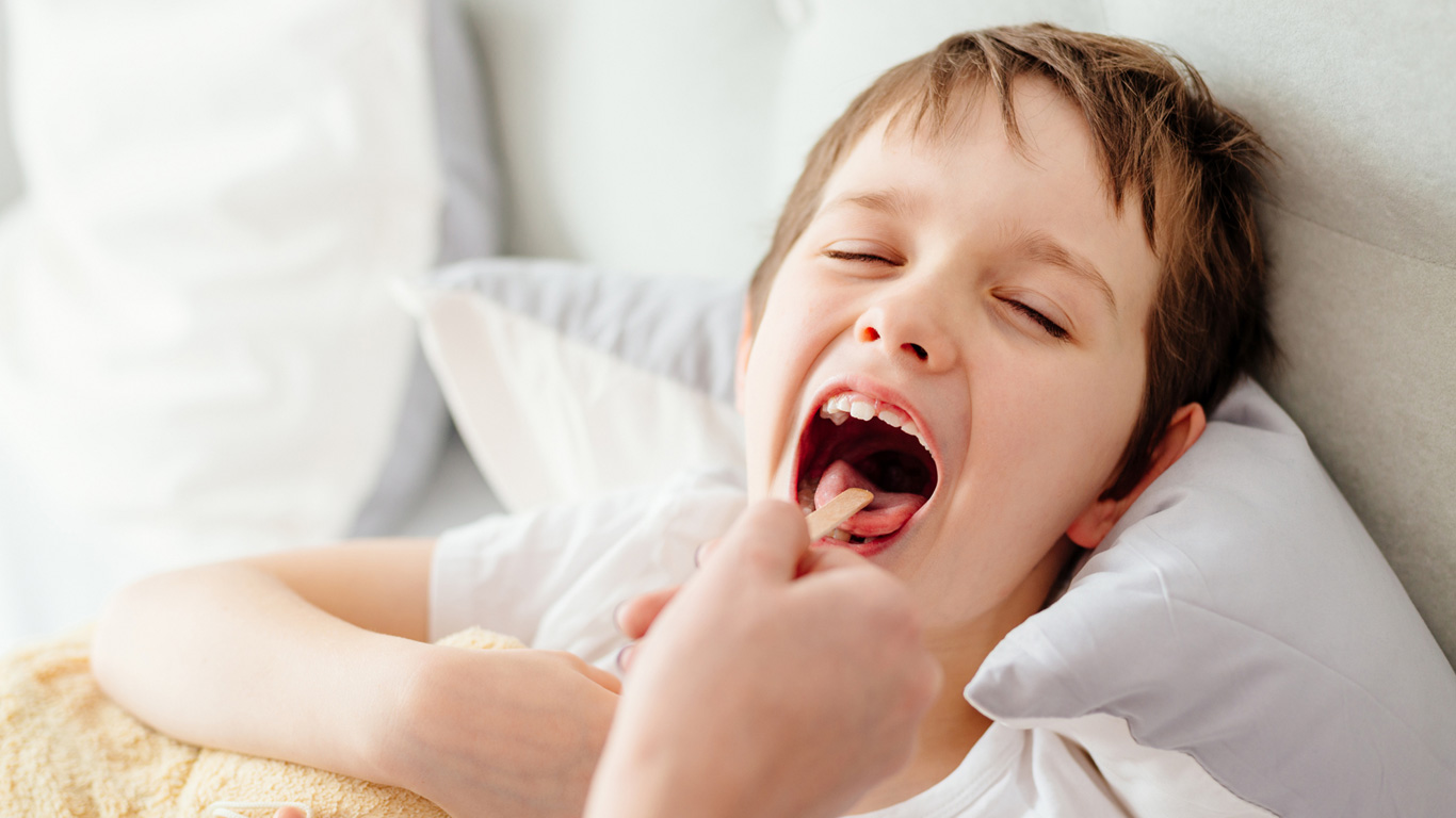Junge-Bett-krank-istock