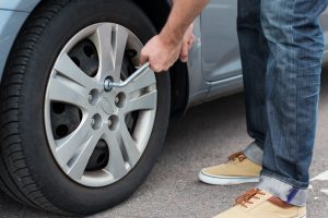 Muss man Radmuttern nach dem Wechsel auf Winterreifen nachziehen?