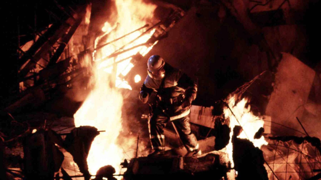 Der Reaktor geht in Flammen auf