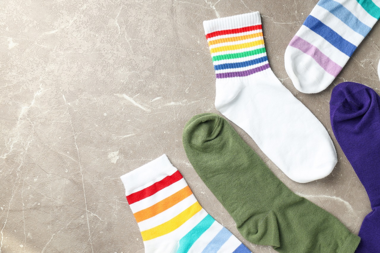 Verschiedenfarbige Socken