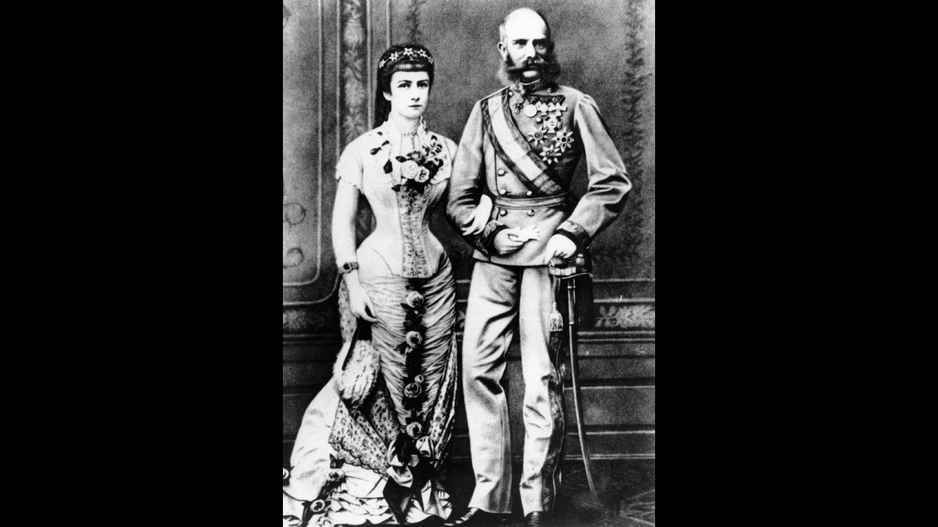 Mythos 9: War Sisi größer als Kaiser Franz Joseph?