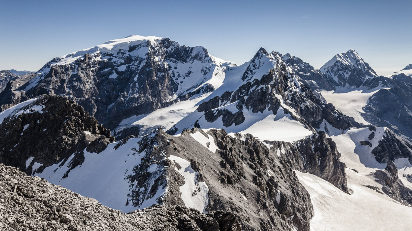 Die Entstehung der Alpen: Auf Kollisionskurs mit Europa