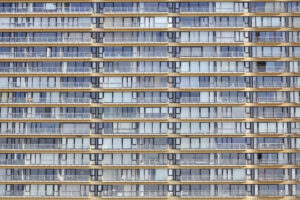Problemviertel, Ghettos in Deutschland, die Fassade eines Plattenbaus