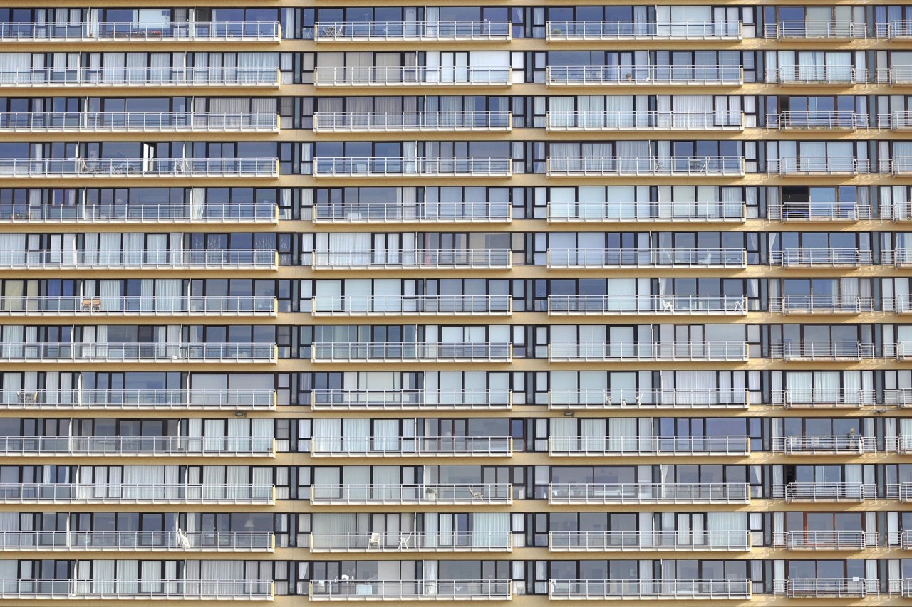 Problemviertel, Ghettos in Deutschland, die Fassade eines Plattenbaus