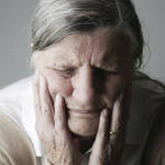 Alzheimer: Wenn Erwachsene wieder zu Kindern werden