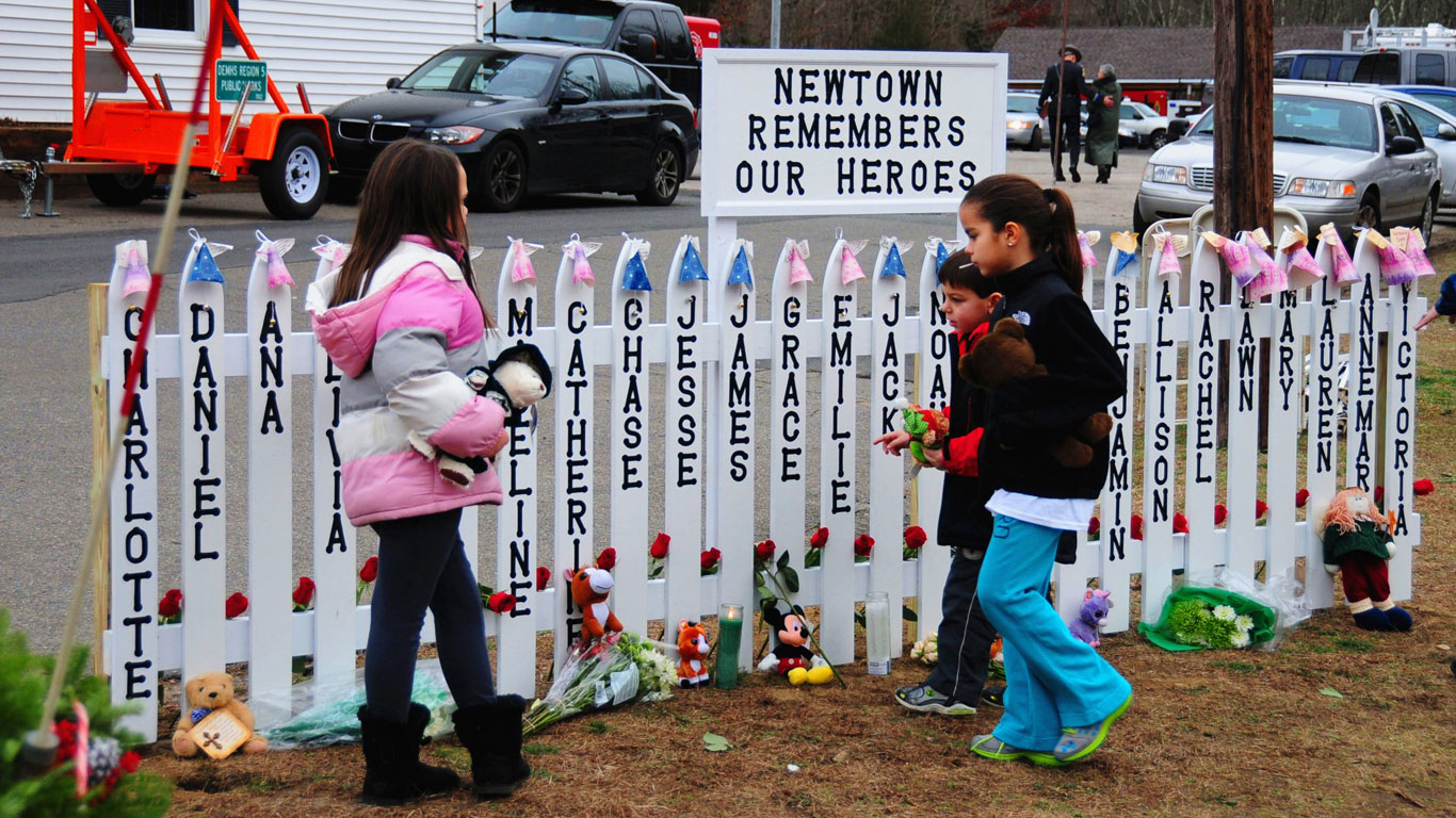 14. Dezember 2012: Sandy Hook Elementary School in Newtown im US-Bundesstaat Connecticut