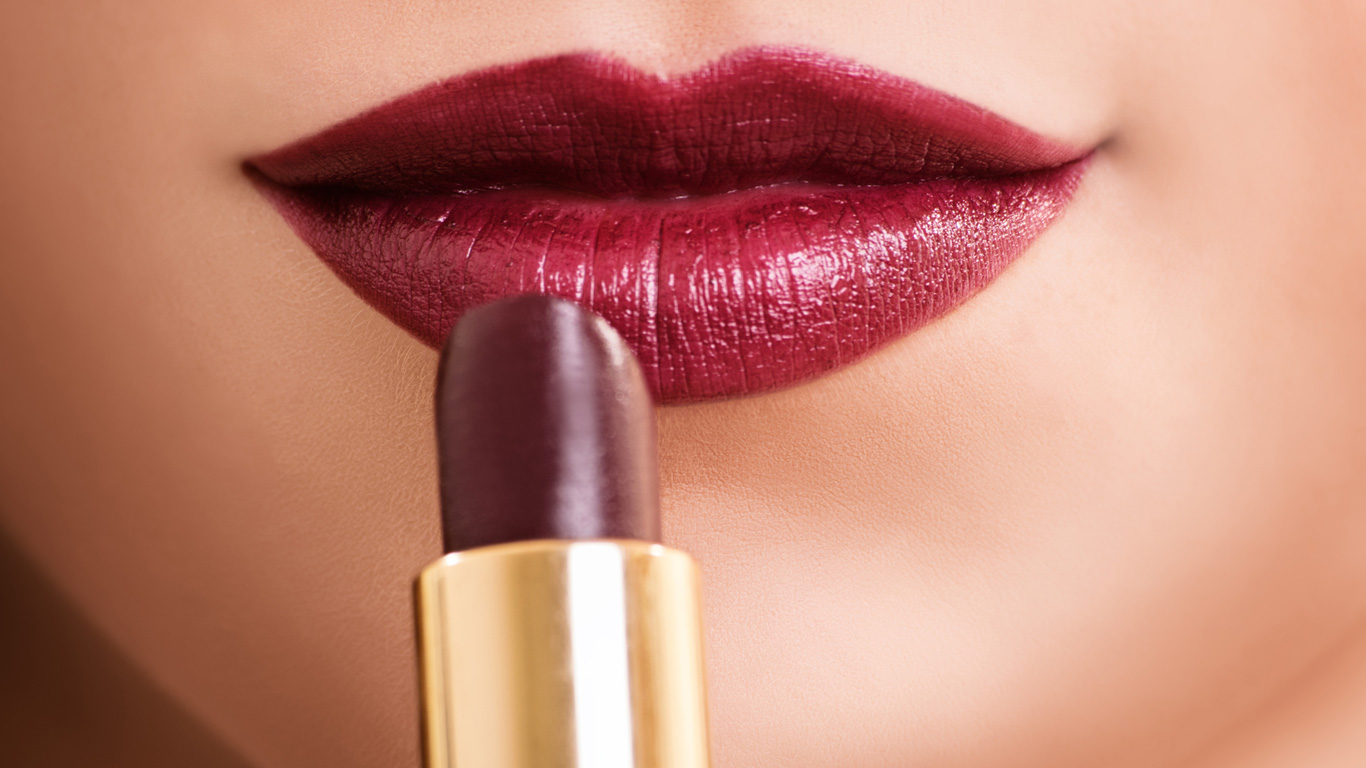 Kann ein Lippenstift eine Verbrecherin überführen?