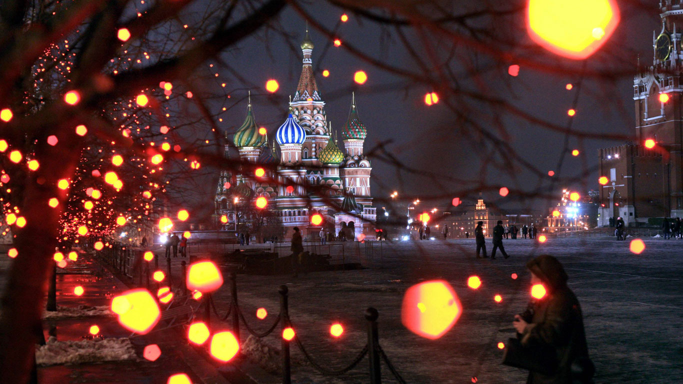 Der Rote Platz in Moskau strahlt