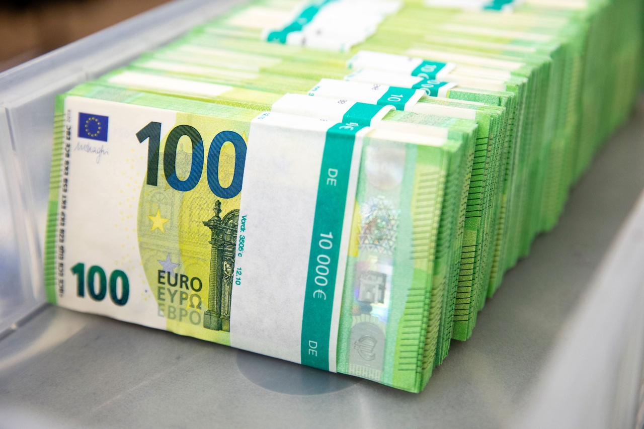 Wer entscheidet darüber, welche Symbole auf Geldscheinen und Münzen der Länder-Euros zu sehen sind?