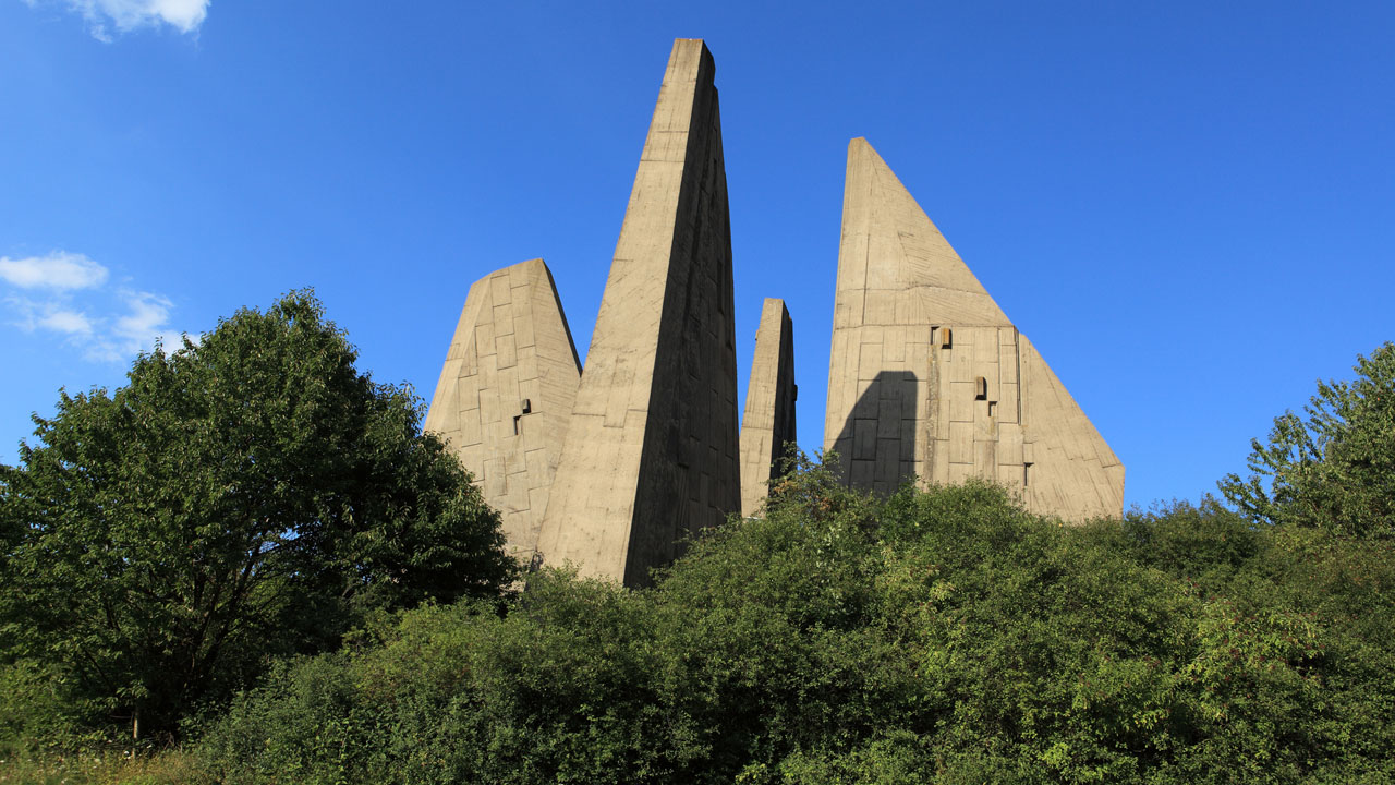 Welches Dorf wurde zum Tor in die Freiheit?