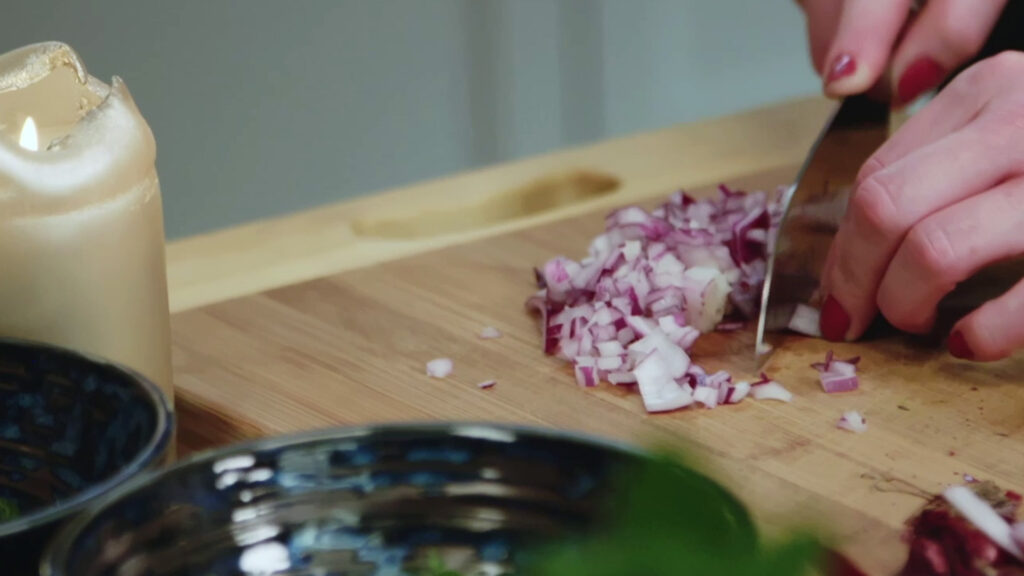 Six Senses Hack #1: Kein Weinen beim Zwiebeln schneiden