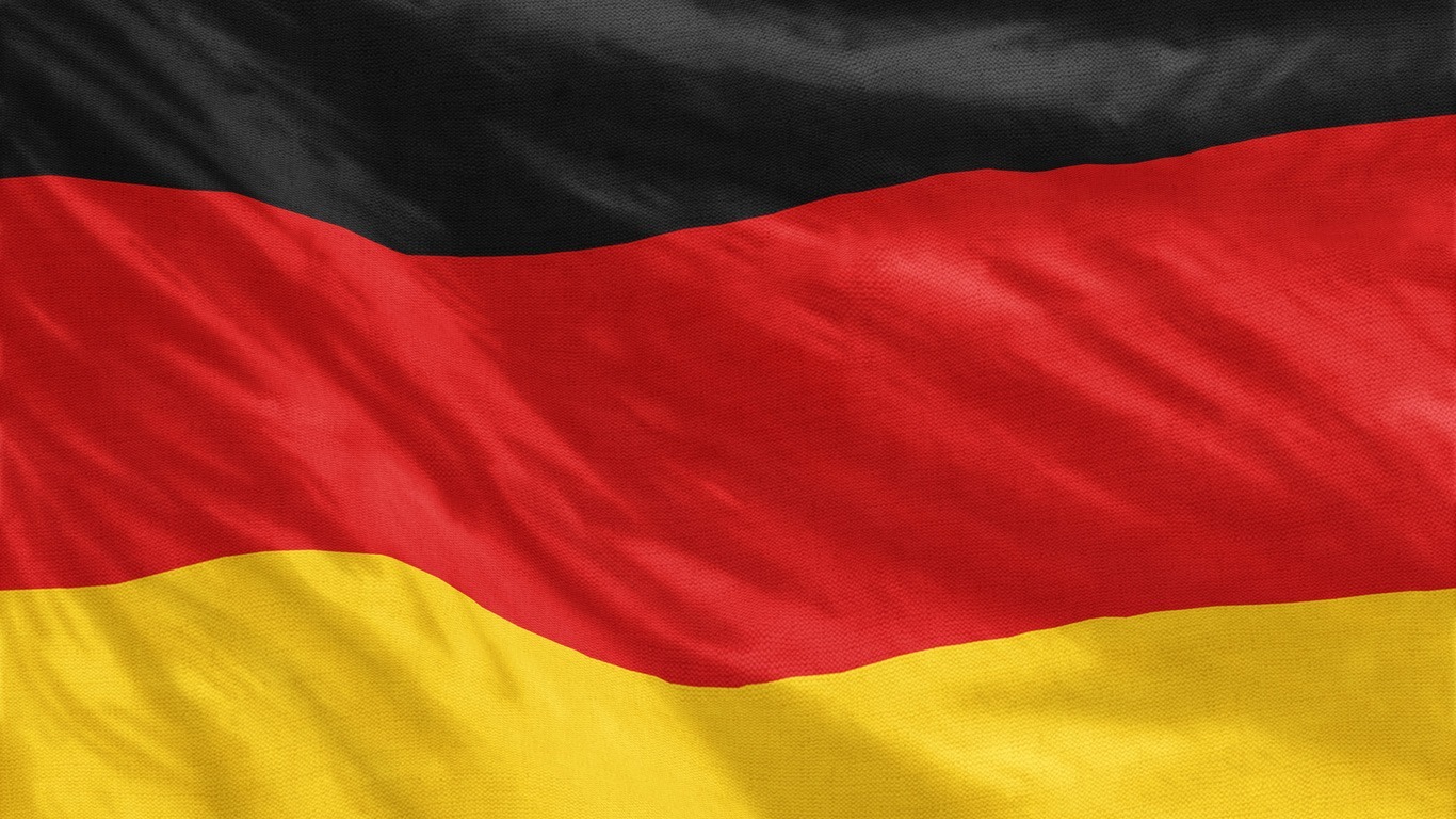 Kann ich meinen Arbeitsplatz in Schwarz-Rot-Gold schmücken?