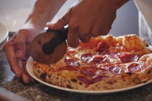 Pizza schützt vor Krebs: Eine frische italienische Pizza