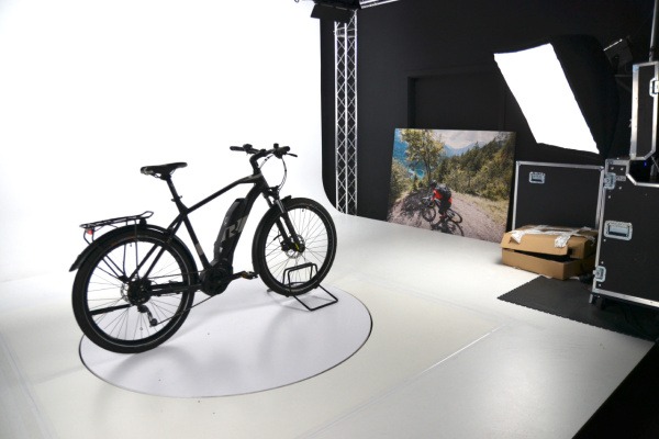 E-Bike-Refurbishing: So wird E-Mobilität erschwinglich – zum Finish geht’s ins eigene Fotostudio